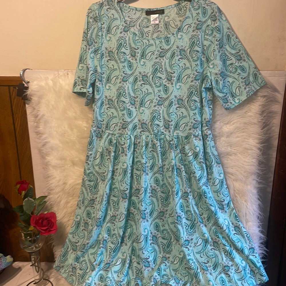 Tricia + Lulu Midi Dress